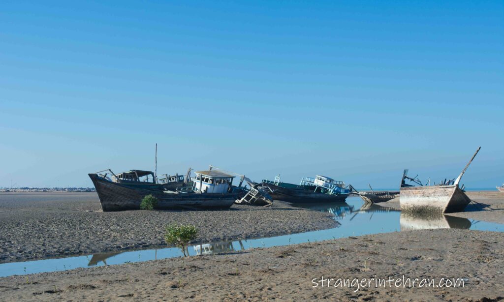 cemetery of lenj boats